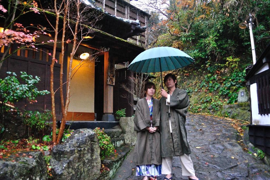 Ban-Ya Hot Spring Inn Yufu Exterior photo