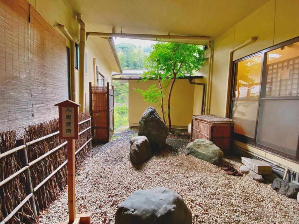 Ban-Ya Hot Spring Inn Yufu Exterior photo